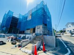 オール電化。西鉄バス青葉台入口停まで徒歩1分＾＾ＪＲ鹿児島本線水城駅まで徒歩12分。太宰府ICまで車で約11分。（3.3ｋｍ）遠出のお出かけに便利です＾＾