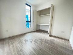 住む人のこだわりを活かす洋室＾＾広めのクローゼットもあり荷物もすっきり片付けられ、ゆとりのある暮らしが出来ます＾＾