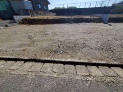 駐車スペースはゆとりある4台分を確保。マイカー用に、お客さま用に、余裕を持ってご利用いただけます。