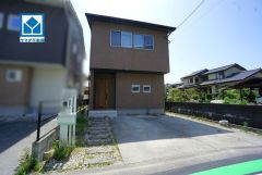 JR水城駅まで徒歩10分。西鉄沿線の利用も可能＾＾オール電化。