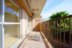 陽当たりの良いバルコニーです。お洗濯やお布団干しはもちろん、日光浴スペースにも。