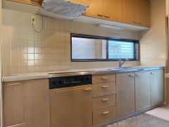 一直線に並んでいるため作業動線が短く、効率的に調理ができます。