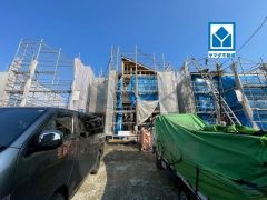 ＪＲ筑豊本線「桂川」駅徒歩10分＾＾飯塚市コミュニティバス「北古賀」停徒歩12分。