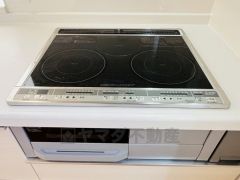 お手入れのしやすいIHクッキングヒーターです。