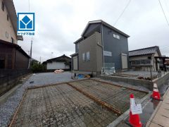 田川市コミュニティバス「桜町」停徒歩2分。浴室暖房乾燥機、温水洗浄便座標準装備＾＾