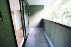 お洗濯物を干すスペースとしても十分な広さがあります。  お天気の良い日はお洗濯物がよく乾きそうな日当たり良好のバルコニー＾＾