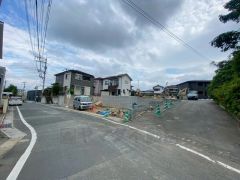 大型車両の通行も無く静かで快適な生活を送れます＾＾