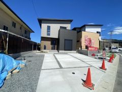 設備仕様も充実した新築戸建です。快適でゆとりのある生活空間で新生活を始めましょう^^
