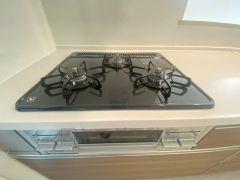 3口コンロなので、効率よくお料理が楽しめます。毎日のお料理も楽しくなりますね＾＾