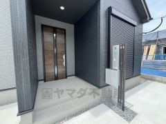 タッチキー採用の玄関。お買い物帰りで、両手がふさがってきても簡単に中に入れます＾＾