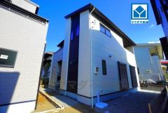 JR宇美駅徒歩11分、都心へのアクセス良好。スーパーやコンビニなども近く周辺環境充実。