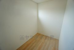 同仕様写真。ウォークインクローゼット付き＾＾荷物もすっきり片付けられ、ゆとりのある暮らしが出来ます＾＾