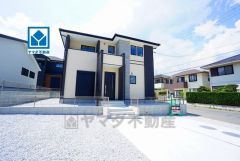 敷地面積約73坪＾＾ 南向き＾＾角地で陽当たり風通し良好＾＾ イオン穂波ショッピングセンターまで車で約7分（2.0km）