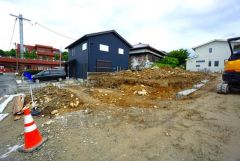 カースペースは2台付きです。 ご夫婦で1台ずつ所有できます。