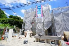 2025年8月上旬完成予定。 同一ハウスメーカー物件内覧可能です。 お気軽にお問い合わせください＾＾