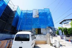 オール電化。西鉄バス青葉台入口停まで徒歩1分＾＾ＪＲ鹿児島本線水城駅まで徒歩12分。太宰府ICまで車で約11分。（3.3ｋｍ）遠出のお出かけに便利です＾＾