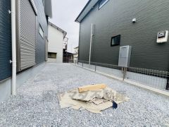 お庭スペースあり。