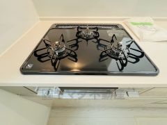3口コンロなので、効率よくお料理が楽しめます。毎日のお料理も楽しくなりますね＾＾